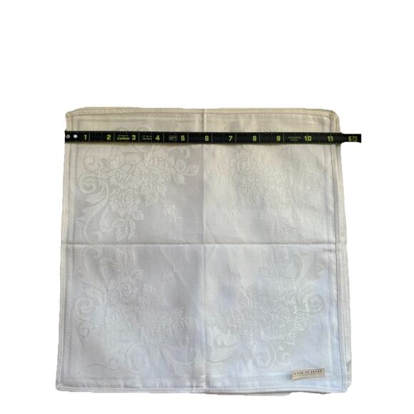 Vintage Made in Japan Damask Napkins Set of 6 White Floral Jacquard Cottagecore - Picture 6 of 6